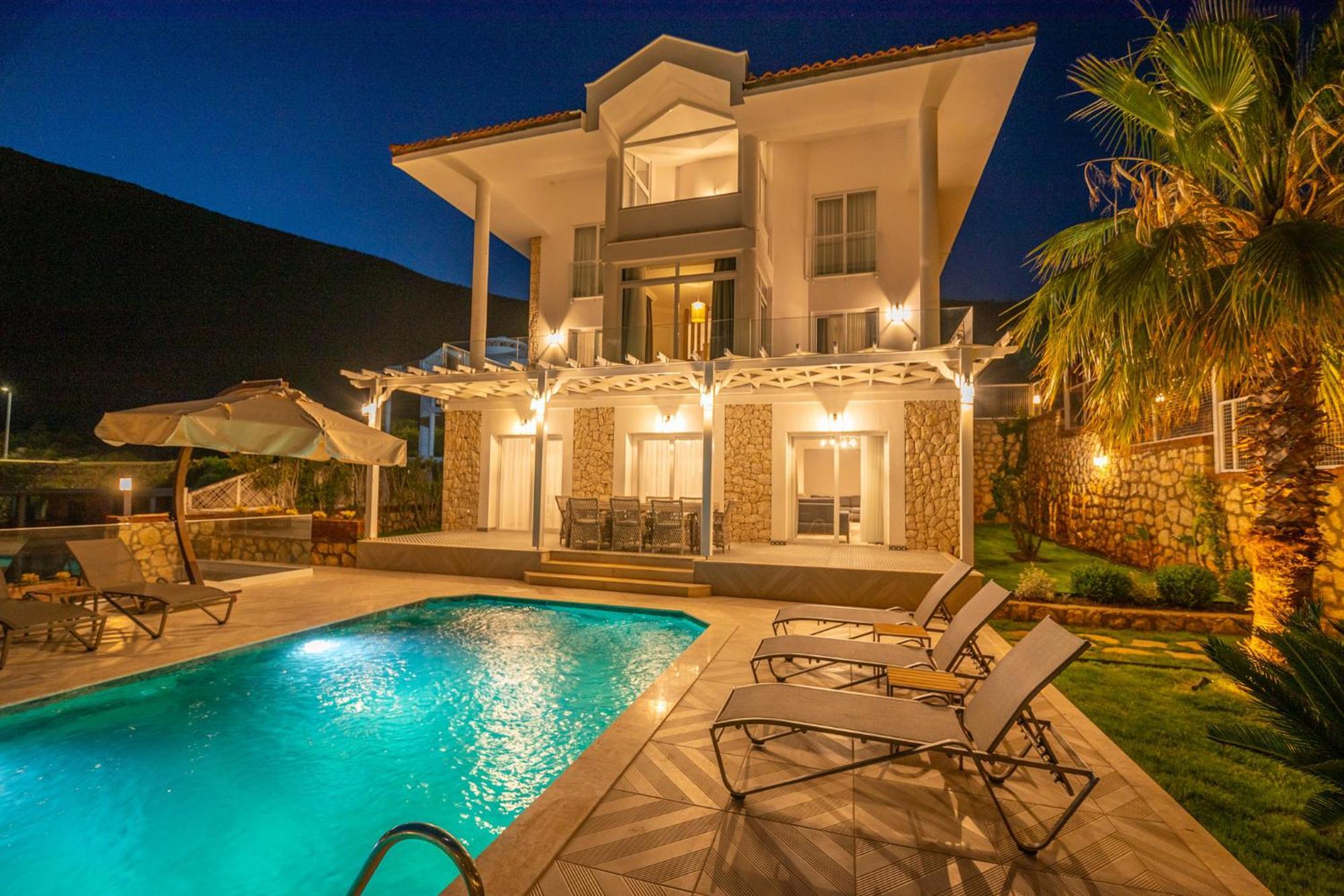 Beachfront White Villa With Private Swimming Pool Kalkan Extérieur photo